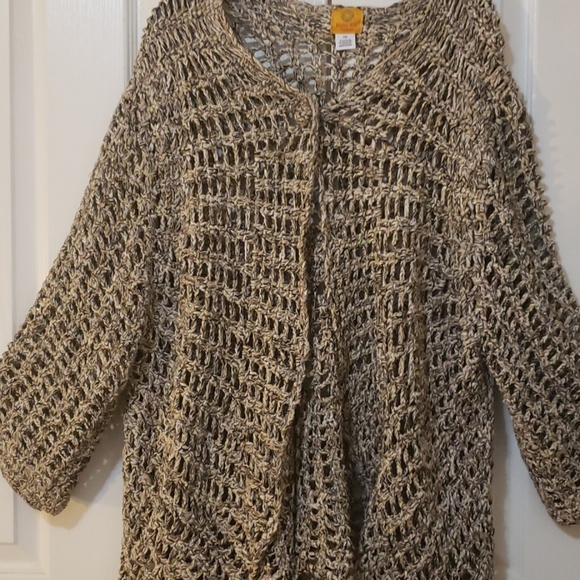 Sweater - Picture 6 of 12